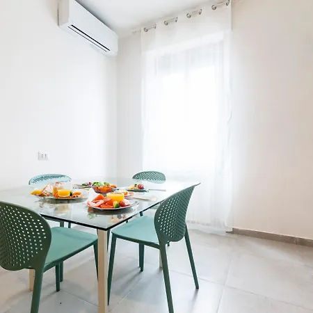 Apartment Trilocale Noverasco Ieo 1 *
