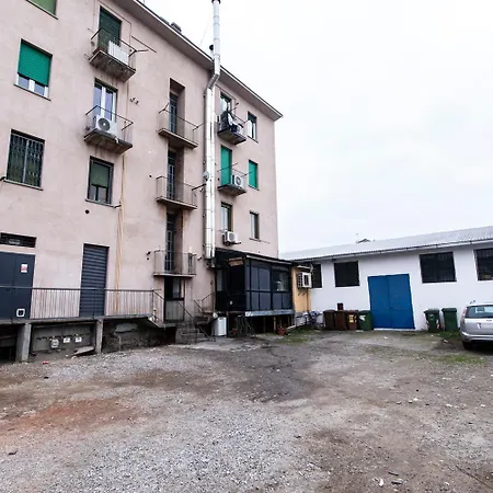 Trilocale Noverasco Ieo 1 Apartment *